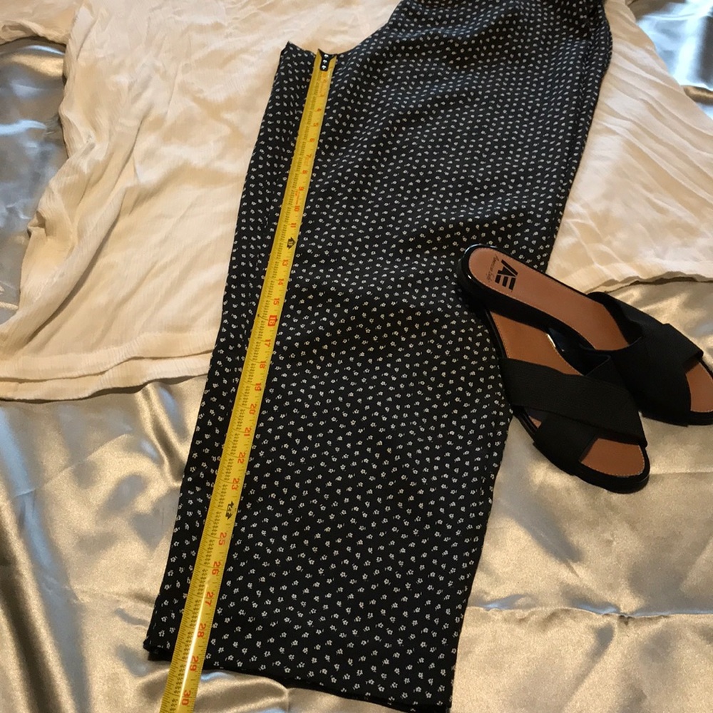 SOLD💰Flowing Drawstring Trouser - Picture 2 of 7
